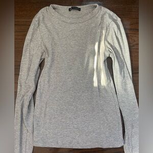 Gray long sleeve top